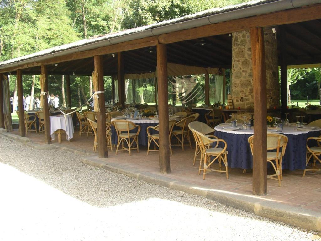 Agriturismo Il Mulino Delle Pile Киусдино Екстериор снимка