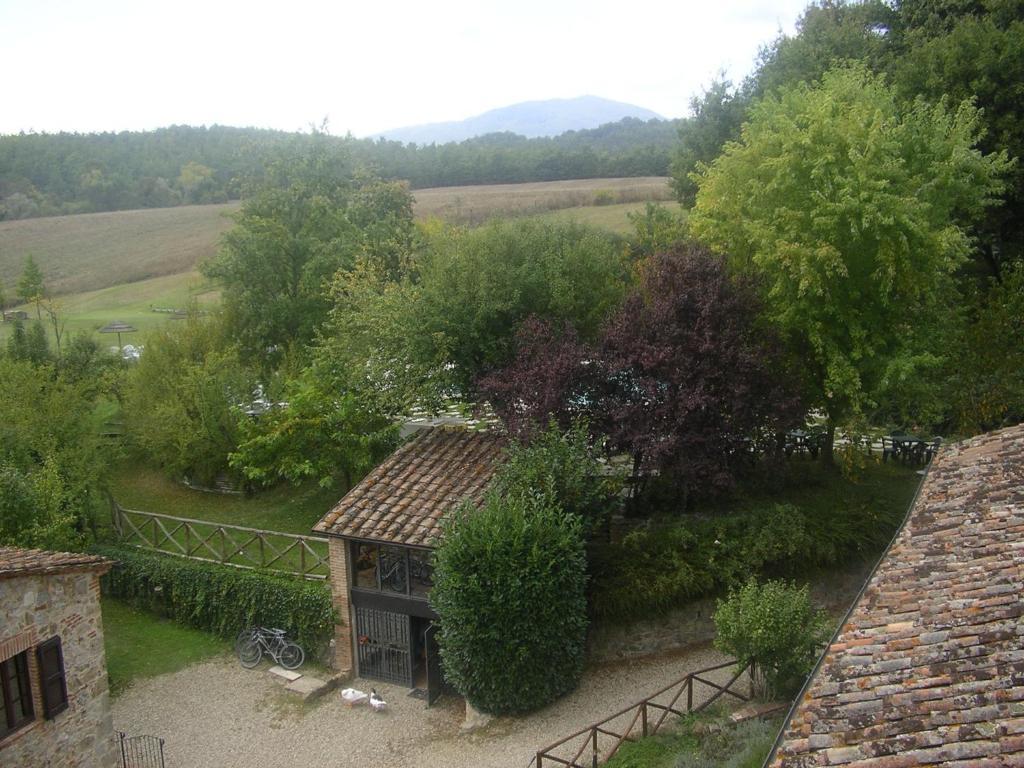Agriturismo Il Mulino Delle Pile Киусдино Екстериор снимка
