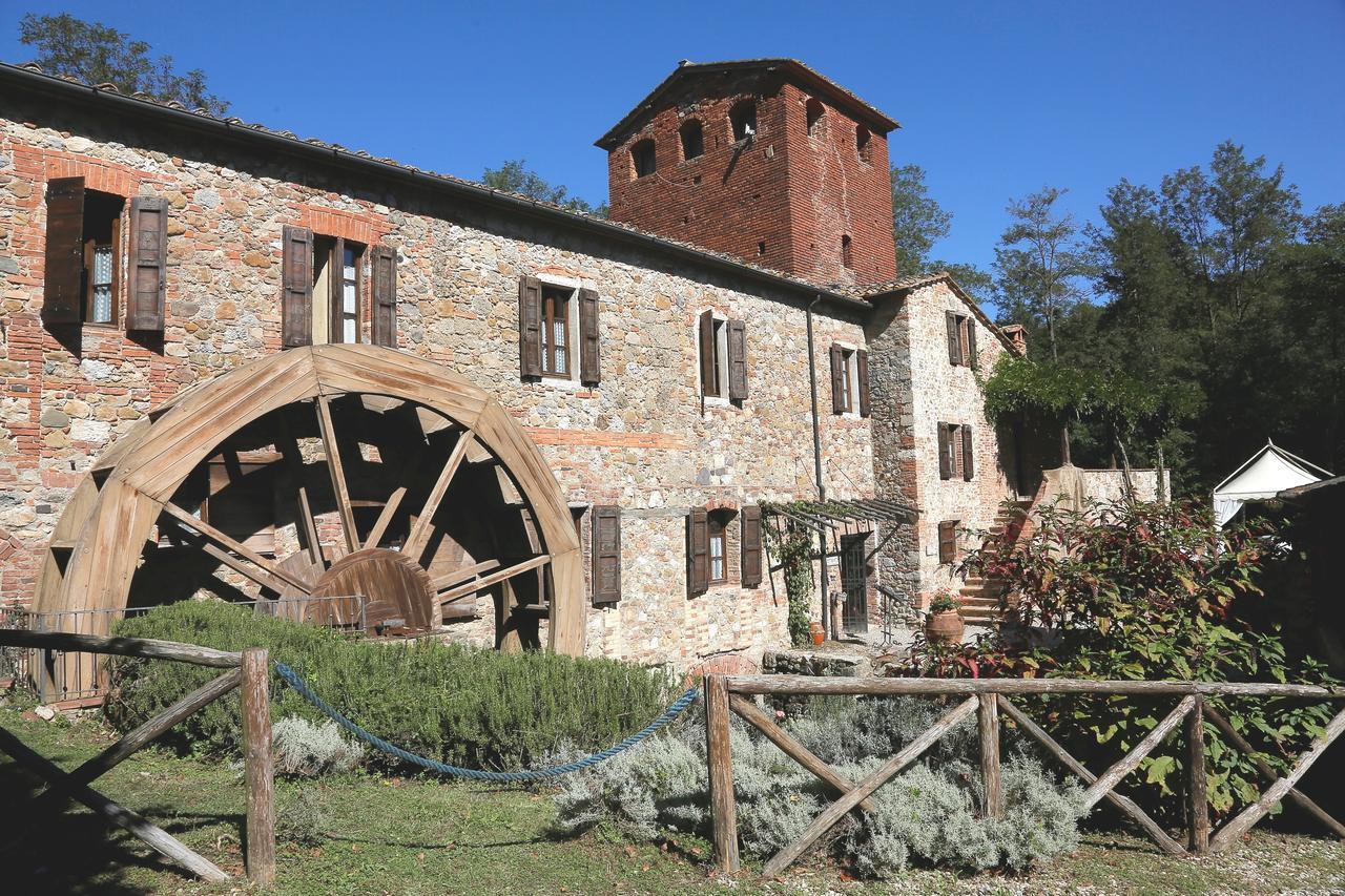 Agriturismo Il Mulino Delle Pile Киусдино Екстериор снимка