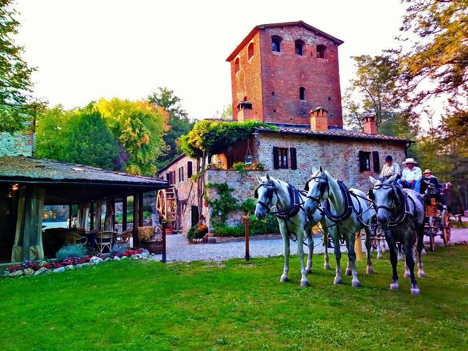 Agriturismo Il Mulino Delle Pile Киусдино Екстериор снимка